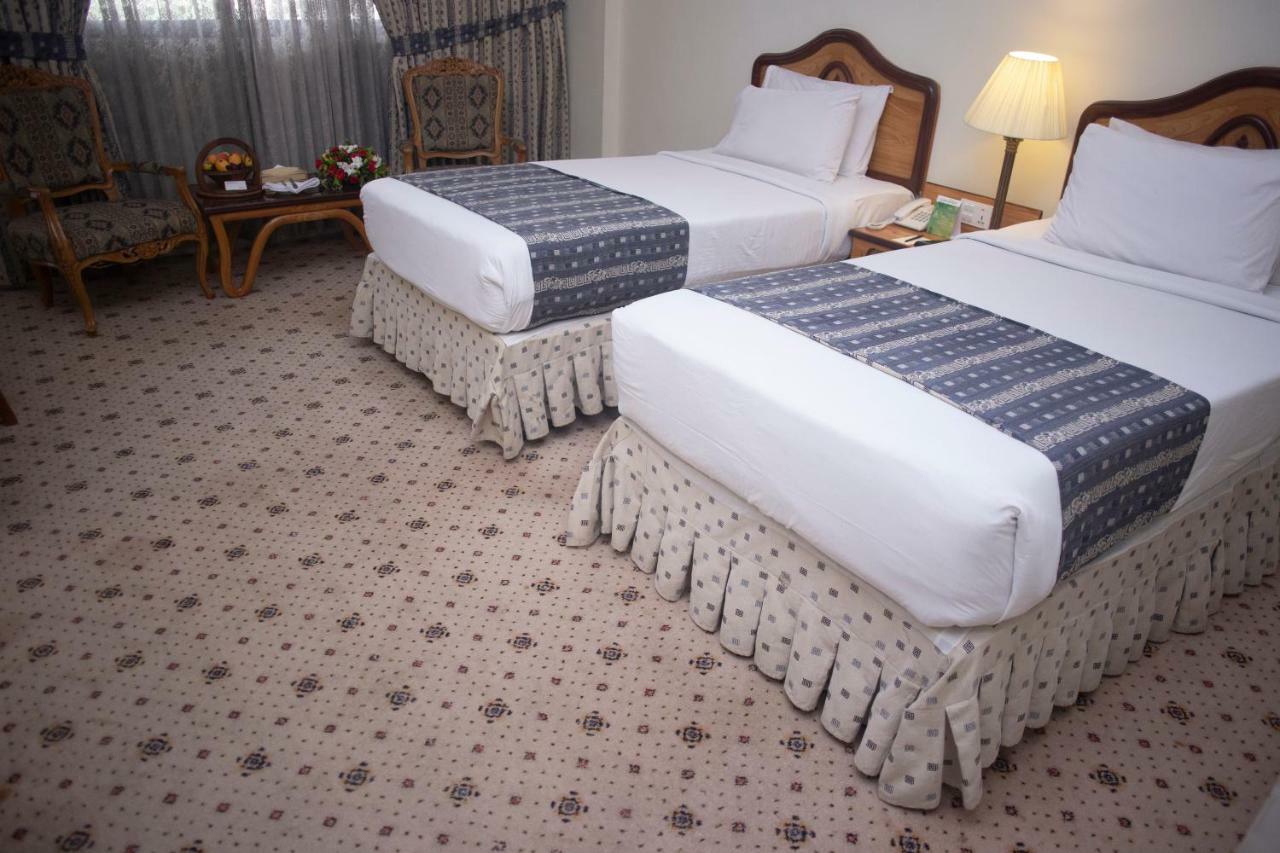 Hotel Mehran Карачи Экстерьер фото