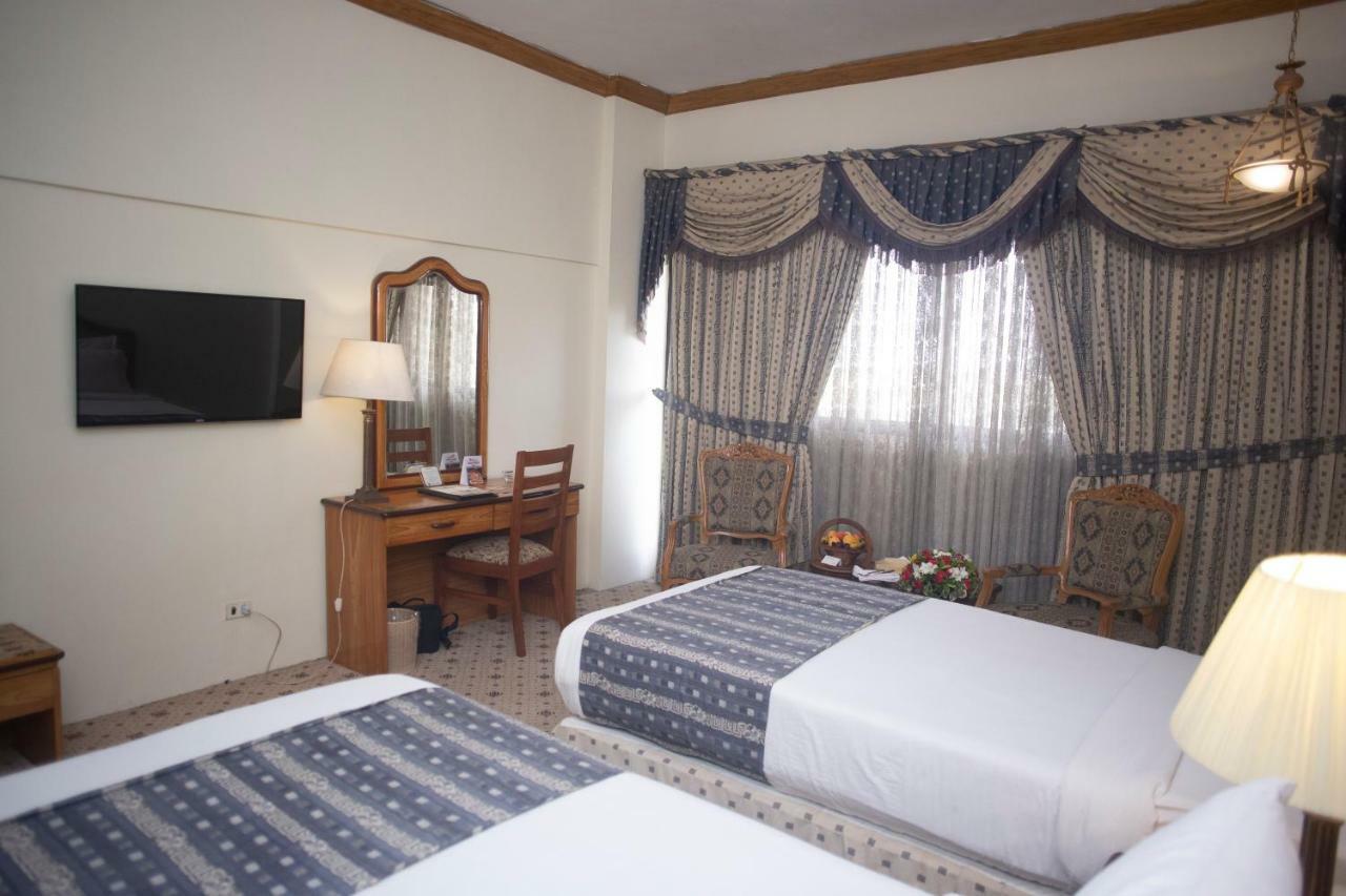 Hotel Mehran Карачи Экстерьер фото